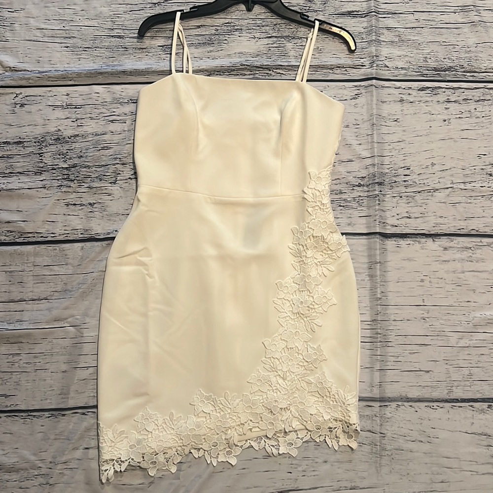 BCBG Off White Dress Size 6